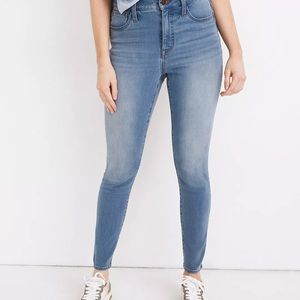 Madewell Curvy Roadtripper Jeggings